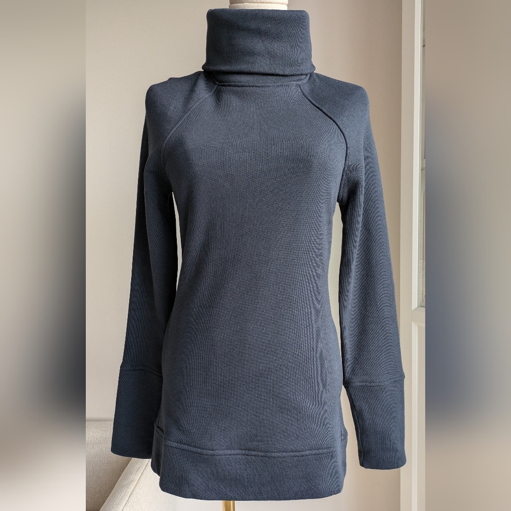 Saint + Sofia Turtleneck Sweater Blue - image 1